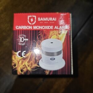 Carbon monoxide and smoke detector